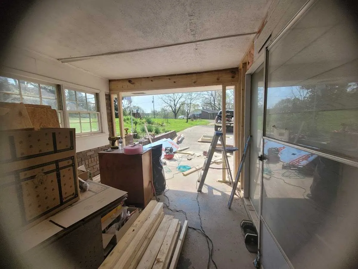 Air movers and dehumidifier for Drying & Dehumidification in Lacy-Lakeview